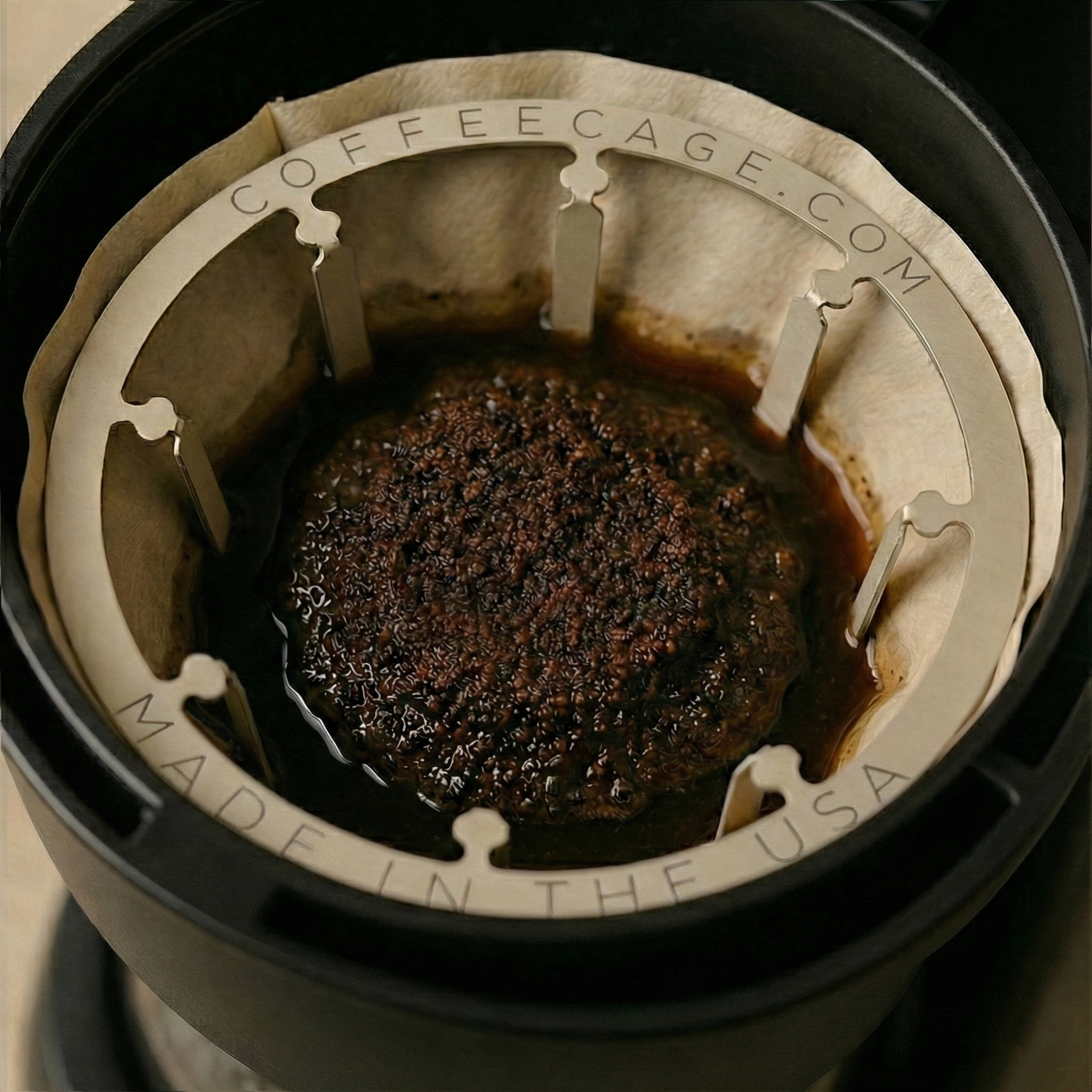 Coffee Cage supporting filter properly